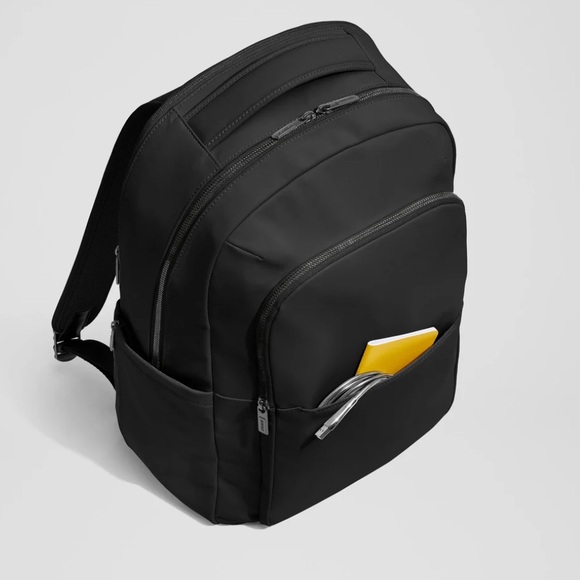 Away The Commuter Backpack - Picture 3 of 14